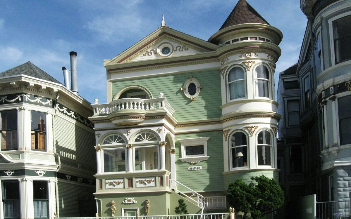 Grand Victorian residences in Pacific Heights, San Francisco